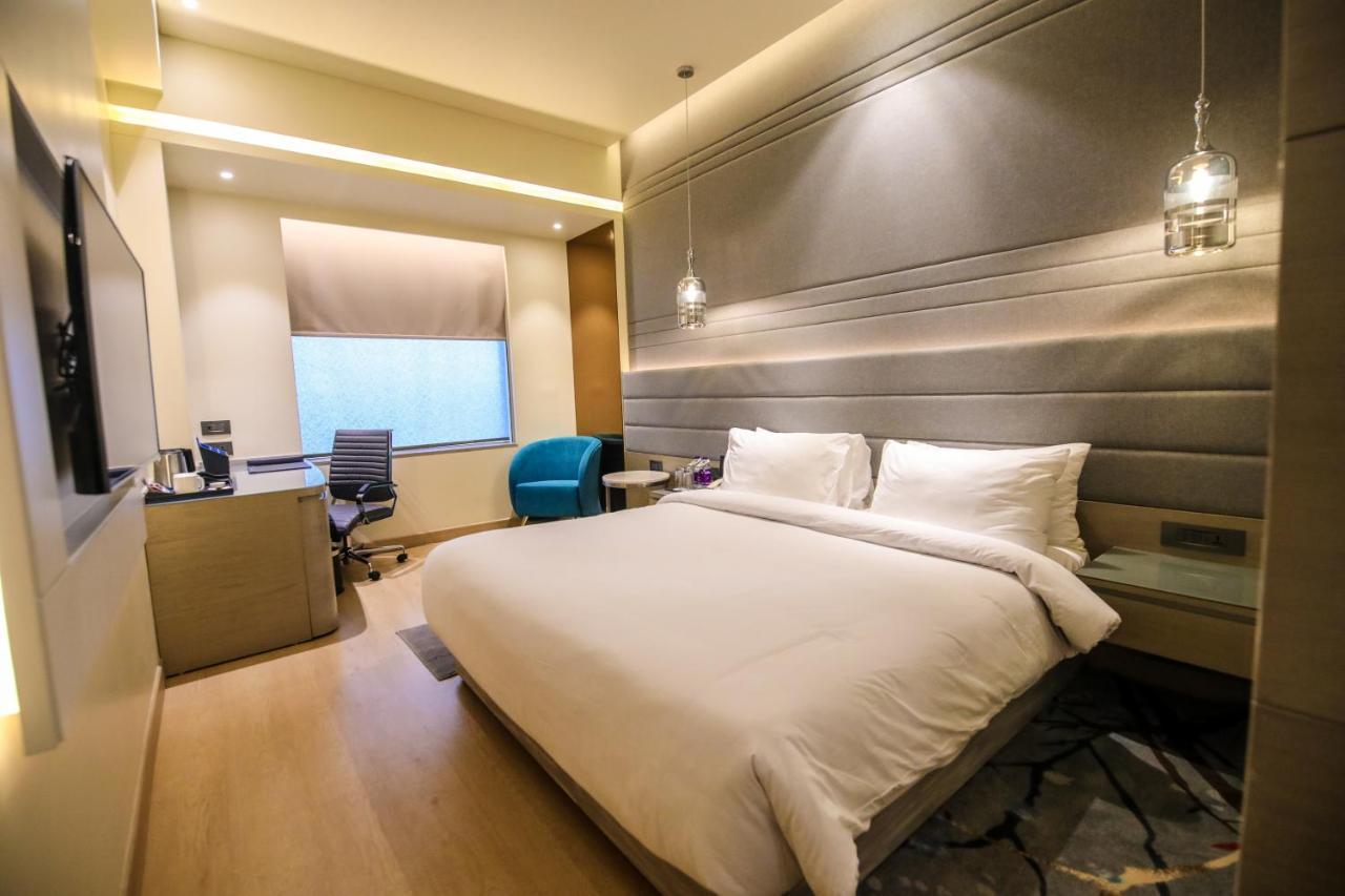 Radisson Blu Towers Kaushambi Delhi Ncr Hotel Газиабад Екстериор снимка Deluxe Room